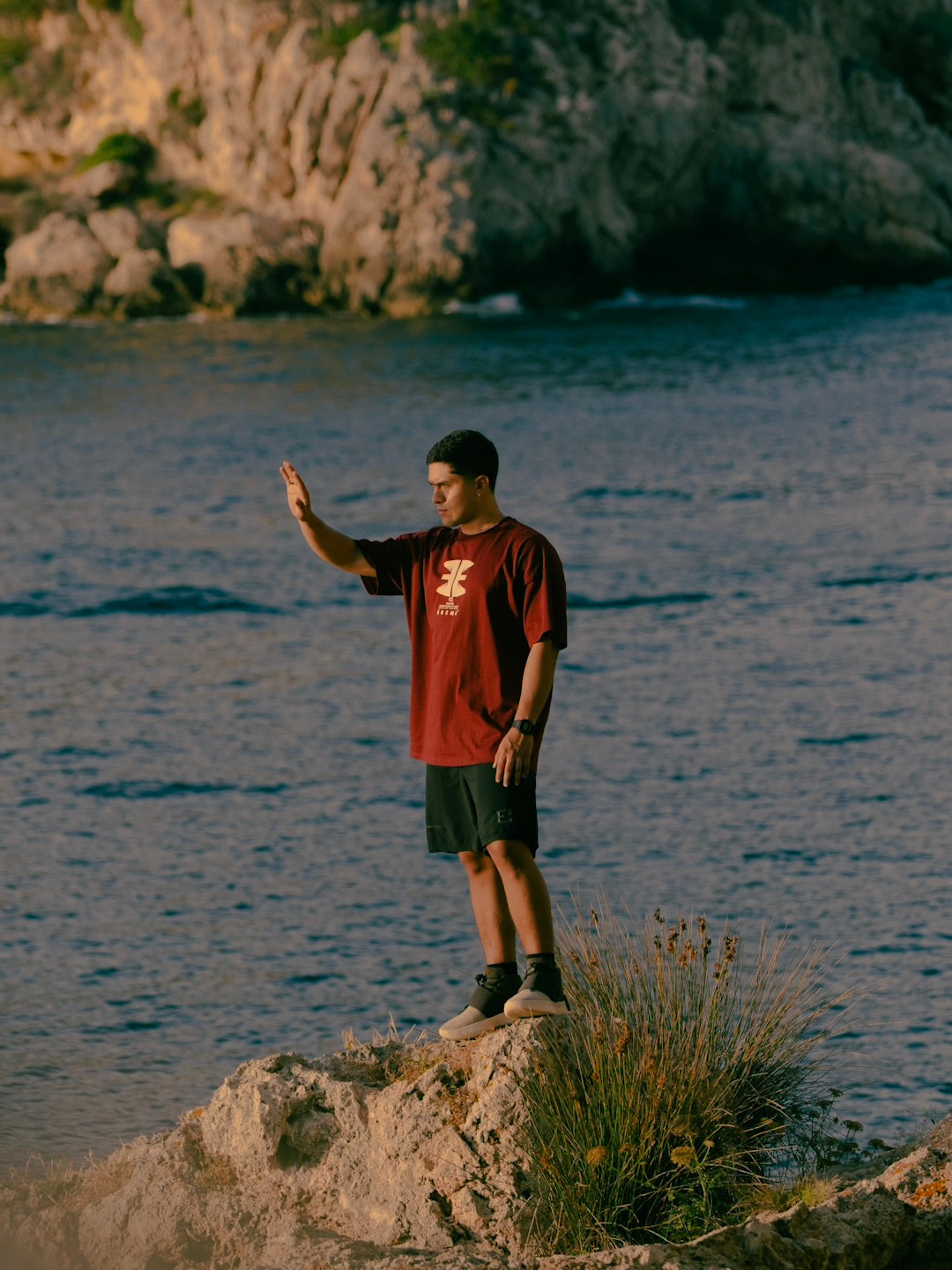 "SIMETRÍA" OVERSIZE T-SHIRT.